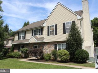 705 Farview Ave, Newtown Square, PA 19073