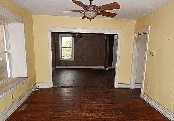 3rd image of 4107 Virginia Ave