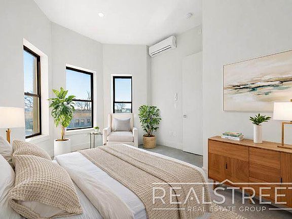 5th image of 1159 Saint Johns Pl APT 4A