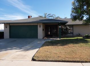 9040 Copley Ln, Riverside, CA 92503