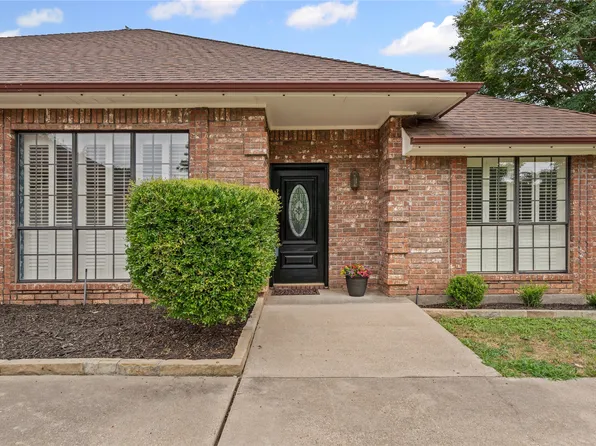 5709 Cortez Dr, Granbury, TX 76049