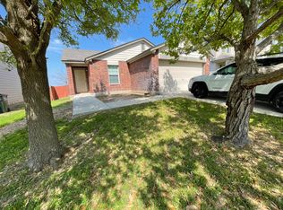 213 Calixto Ct, San Marcos, TX 78666