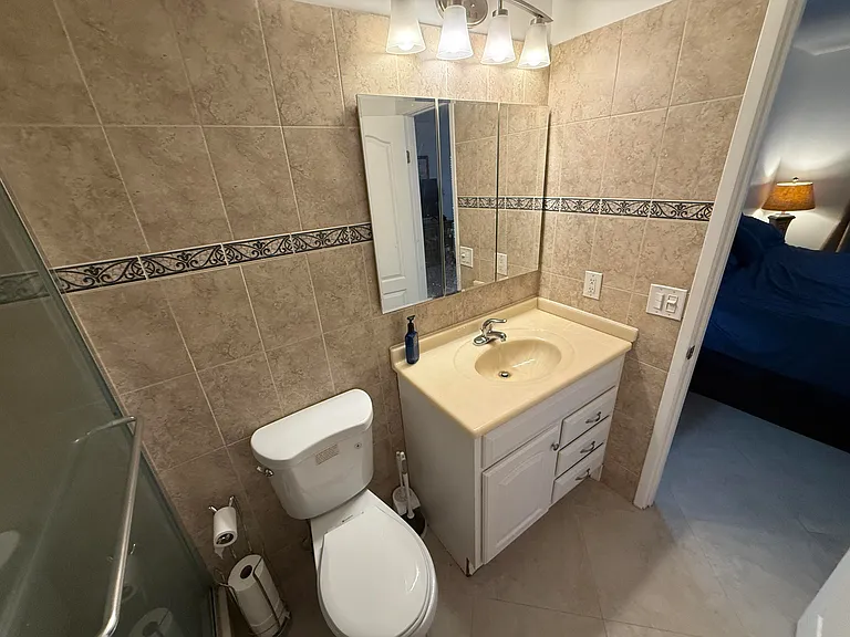 300 NE 14th Ave #411 — Photo 27