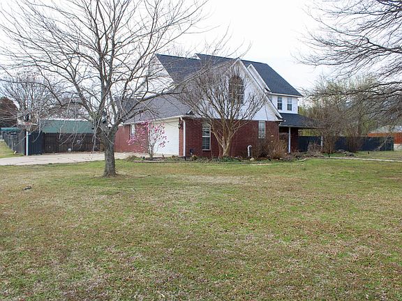 3rd image of 101 Strippit Rd