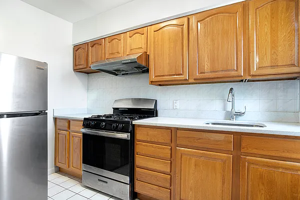 Rented by Ivey North LLC | media 6