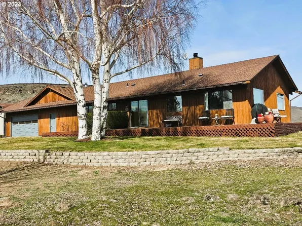 701 N Us Highway 197, Maupin, OR 97037