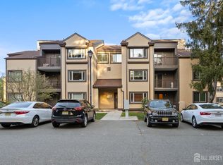 3231 Sayre Dr, Plainsboro, NJ