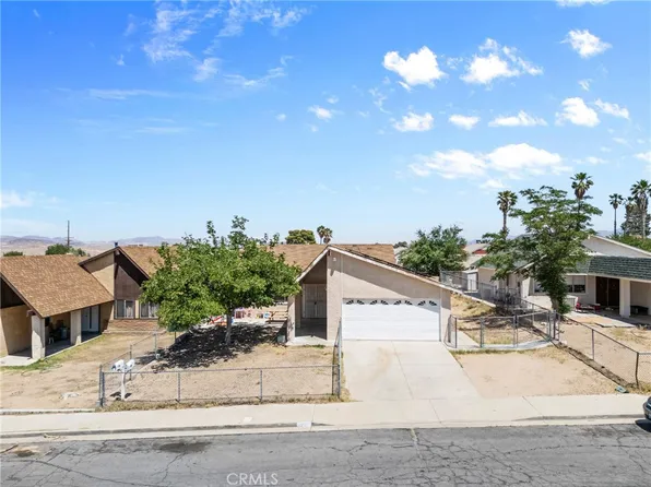 2017 Harvard Dr, Barstow, CA 92311