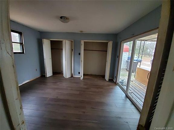 3rd image of 524 Concord Ave