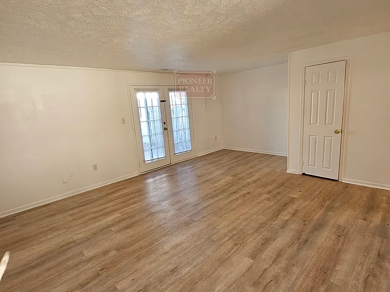 4944 Farrell Ct — Photo 14