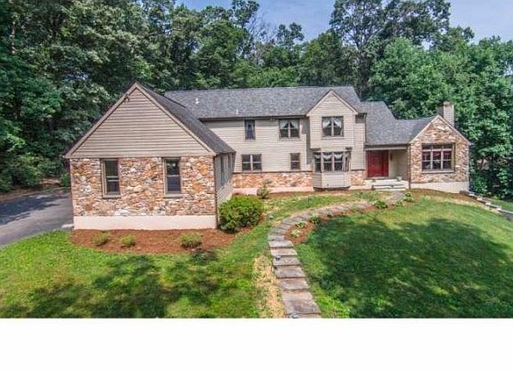 5th image of 1221 Chestershire Pl