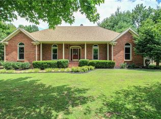 396 Harpeth Meadows Dr, Kingston Springs, TN 37082