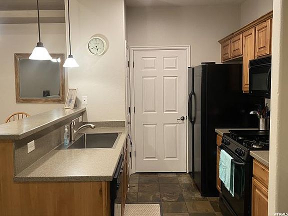 4th image of 87 N 1620 W Unit 6
