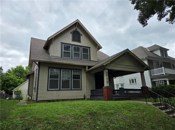 2410 Faraon St, Saint Joseph, MO 64501
