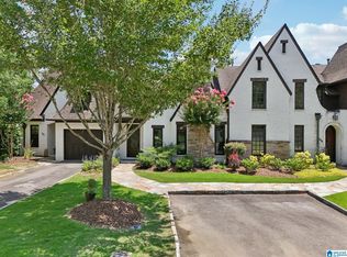 373 Heritage Dr, Vestavia Hills, AL 35216
