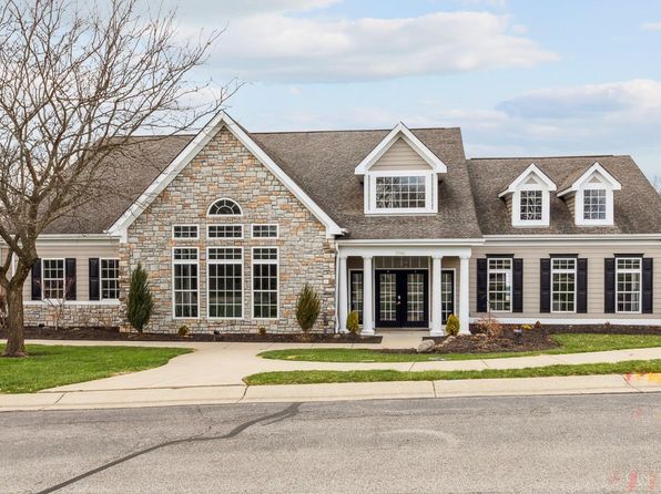 3498 Chestnut Park Ln, Cleves, OH 45002