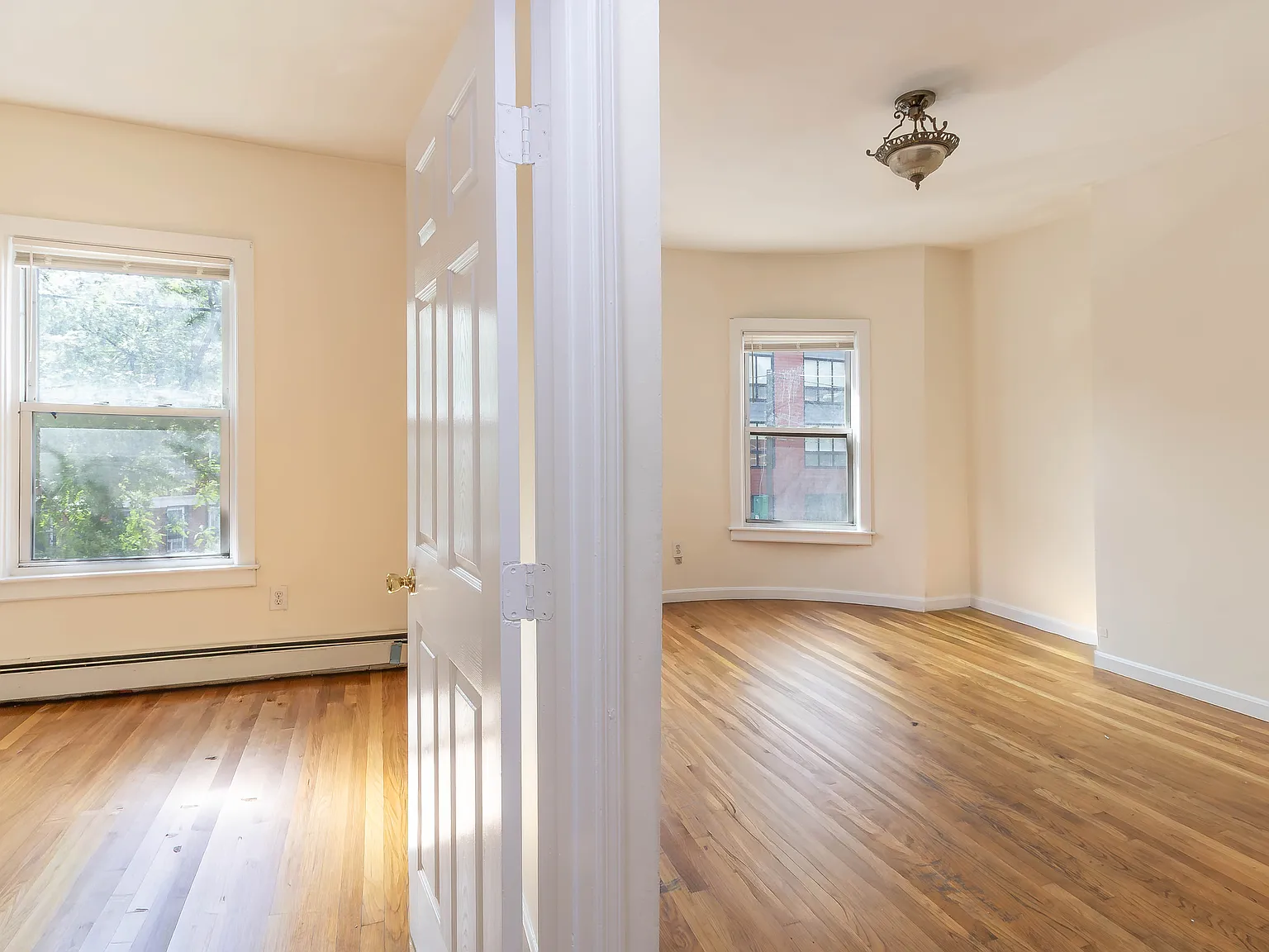 3 bed, 1.0 bath, $2,700 — Photo 2