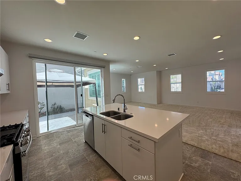 7018 Aloe Ln — Photo 7