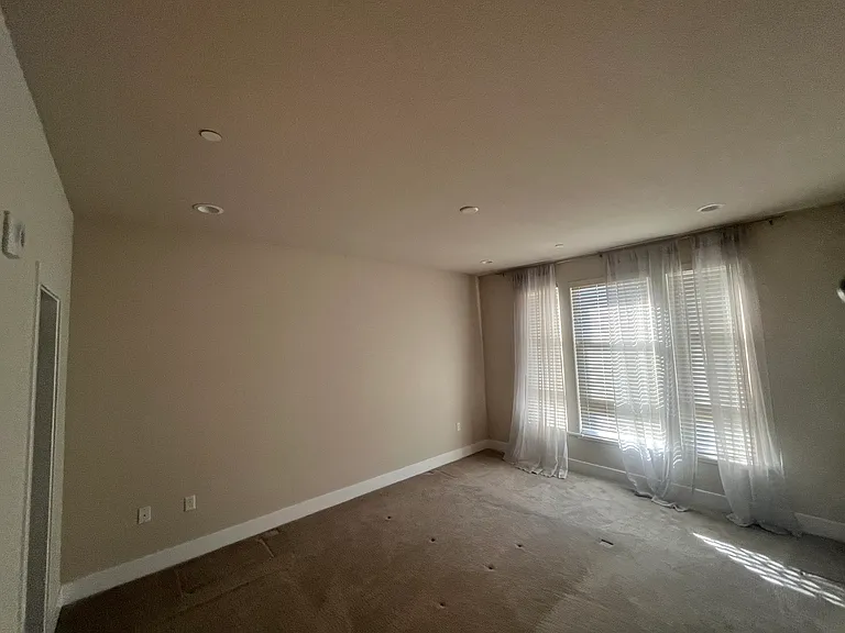 1709 Hazelnut Ln — Photo 83