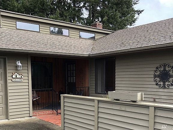 3rd image of 3010 Riverlea Ct SE