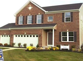 36654 Stockport Mill Dr, North Ridgeville, OH 44039