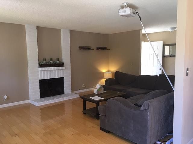 1st image of 356 Nature Dr #B