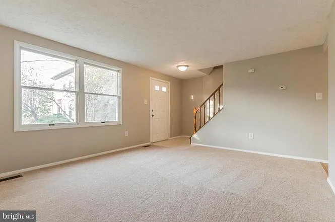 11167 Captains Walk Ct — Photo 7