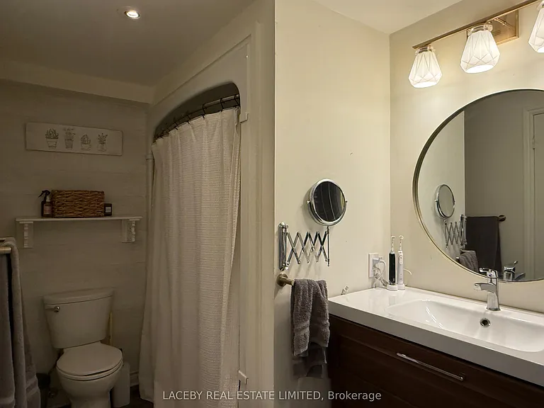 19 Grandview Cres — Photo 7