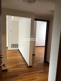 3157 W Argyle St #3E — Photo 4