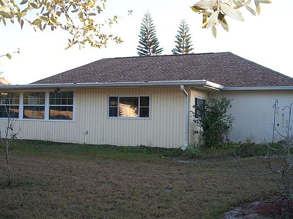 2nd image of 2839 Narcissus Dr