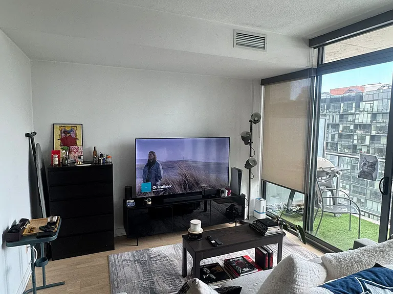 95 Bathurst St #1303 — Photo 4