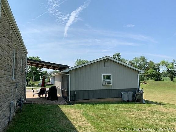 2nd image of 11175 Highway 135 NE
