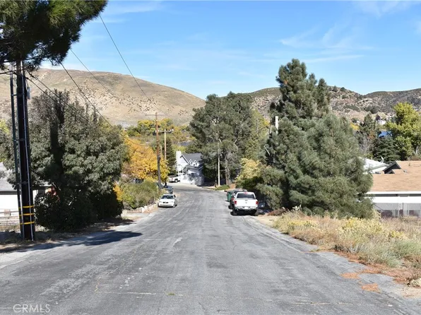 43030 Monacan Pl #23, Lake Hughes, CA 93532