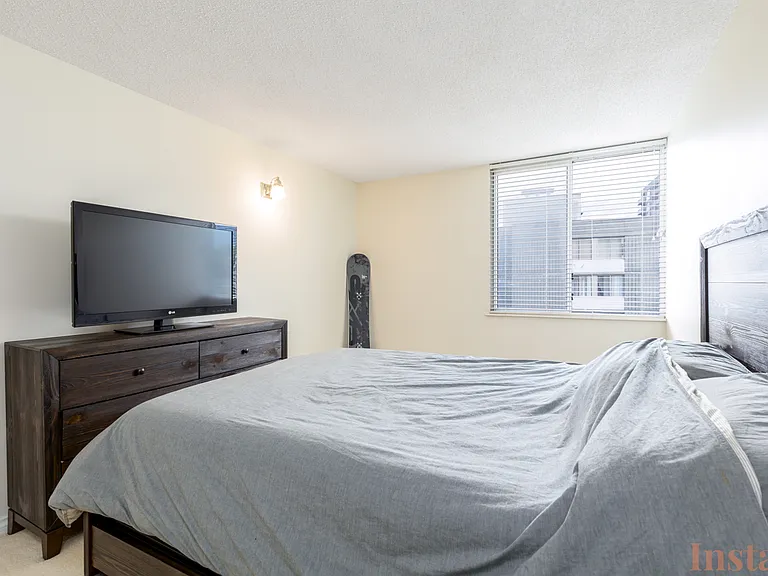 2024 Fullerton Ave #1307 — Photo 14
