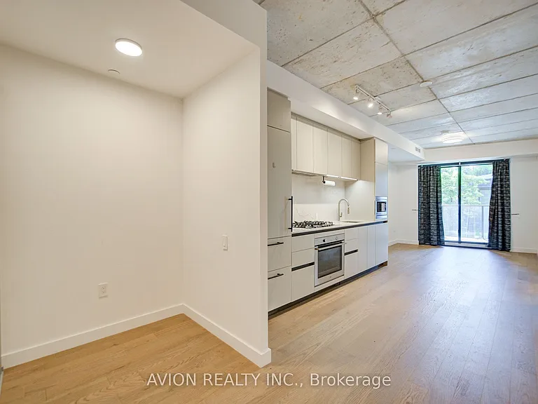 1720 Bayview Ave #321 — Photo 5