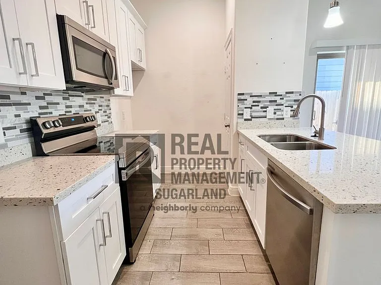 4810 Wilmington St — Photo 5