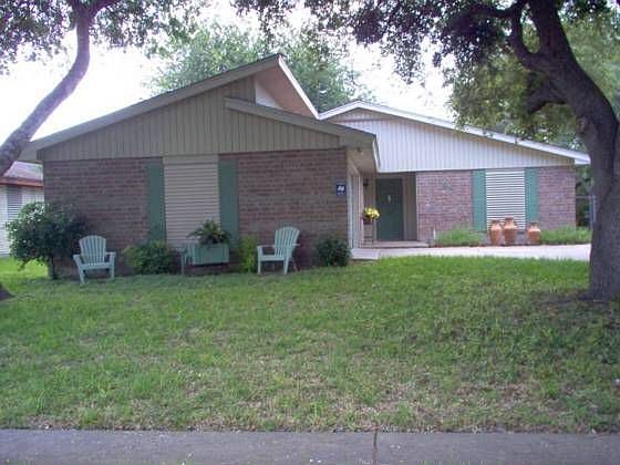1st image of 106 Deauchey