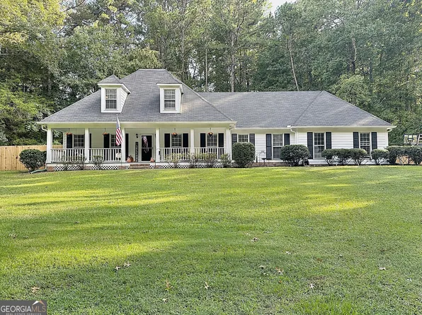 104 Brookwood Dr, Lagrange, GA 30240