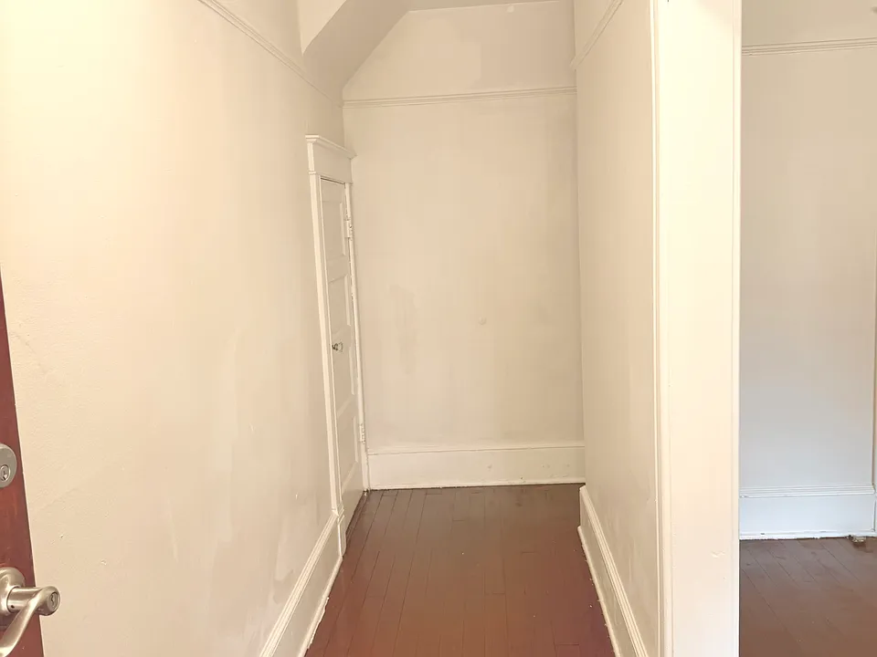 7 Gray St #1