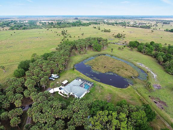 3rd image of 9340 Carlton Road