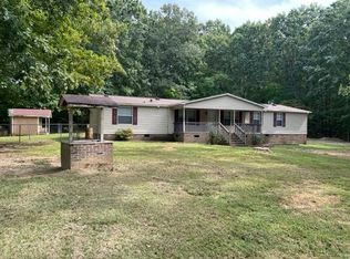 1000 Island Creek Estate Rd, Henderson, NC 27537