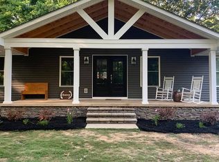 581 Chicken Rd, Dresden, TN 38225