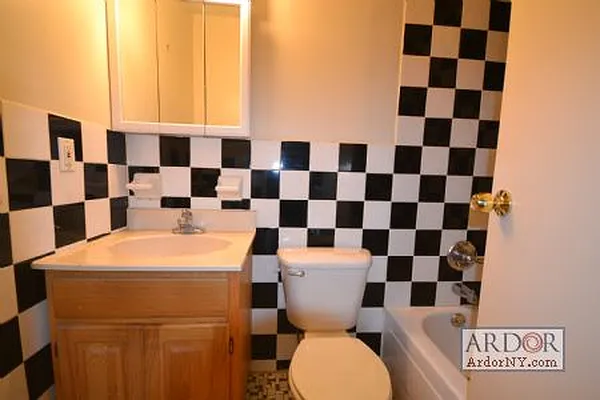 Rented by ArdorNY | media 11