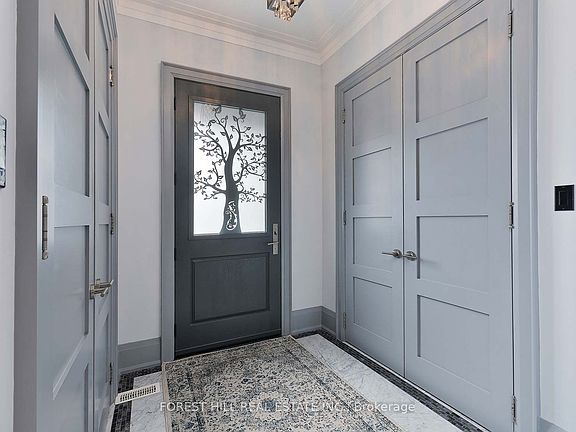 3rd image of 200 Clanton Park Rd