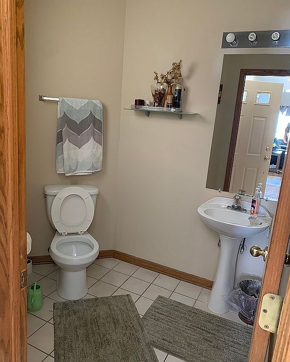1st image of 961 Sweetflower Dr