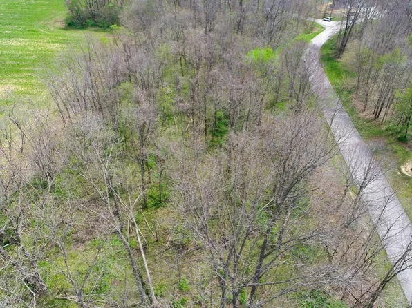 9108 E Gayle Dr, Morgantown, IN 46160