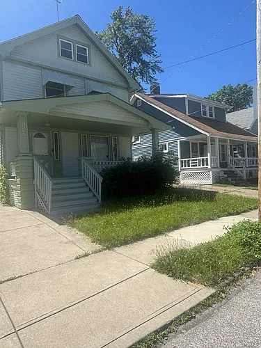 3372 W 90th St Photo 1