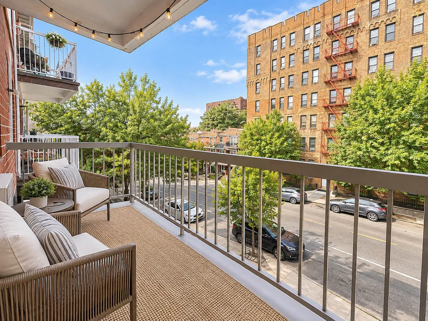 164 Bayridge Parkway — Photo 2