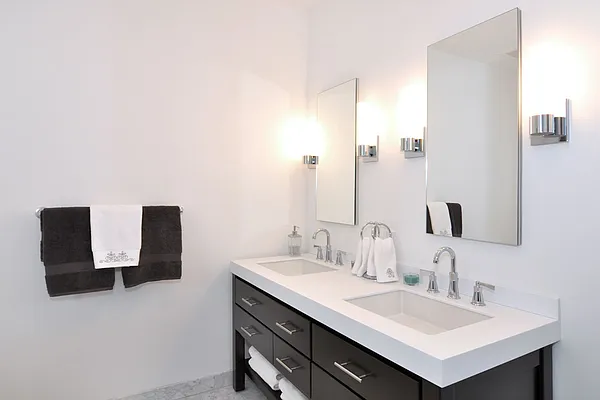 Sold by McClellan Sotheby's International Realty | media 27