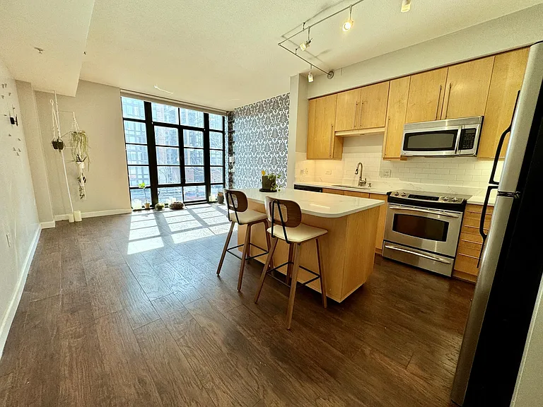 437 New York Ave NW #204 — Photo 3